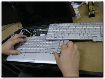 Ремонт клавиатуры ноутбука в Шушарах