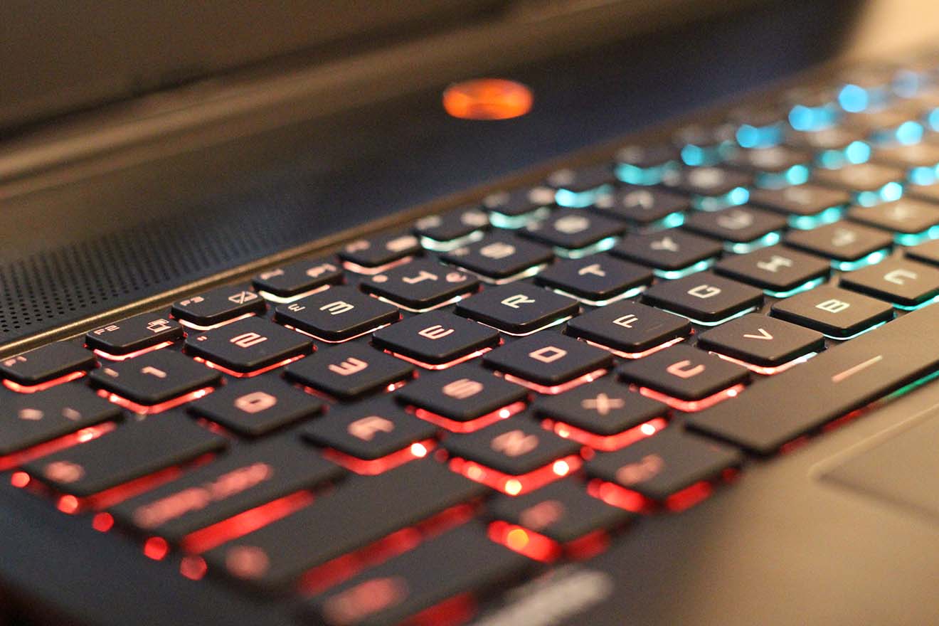 Замена клавиатуры ноутбука MSI в Шушарах