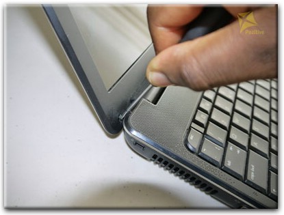 Замена экрана ноутбука Compaq в Шушарах